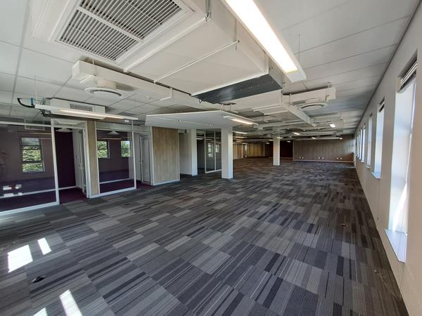 1 228 m² Commercial space