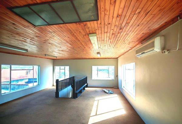 Photo of 5 Bedroom House in Capital Park