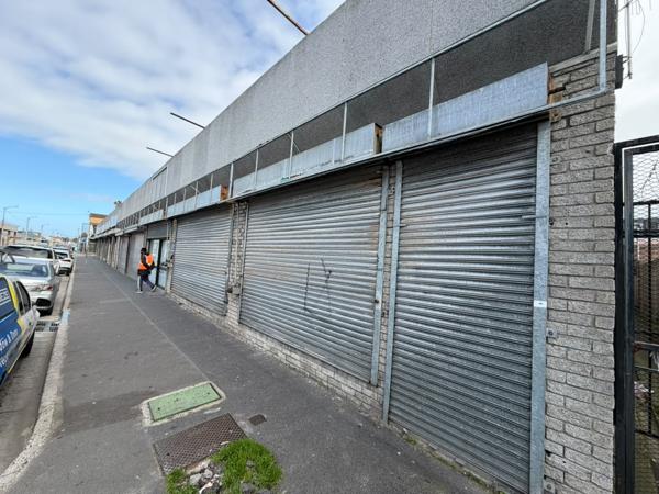 400 m² Retail Space