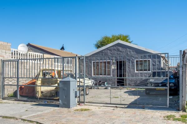 2 Bedroom House