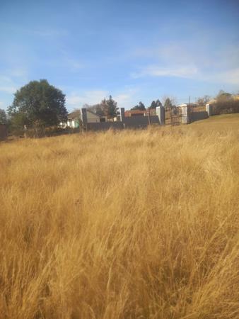 2 023 m² Land
