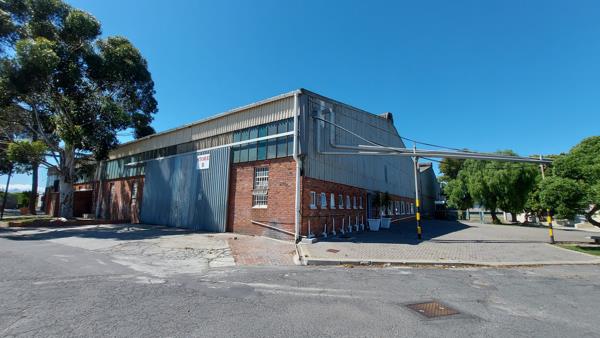 2 030 m² Industrial space