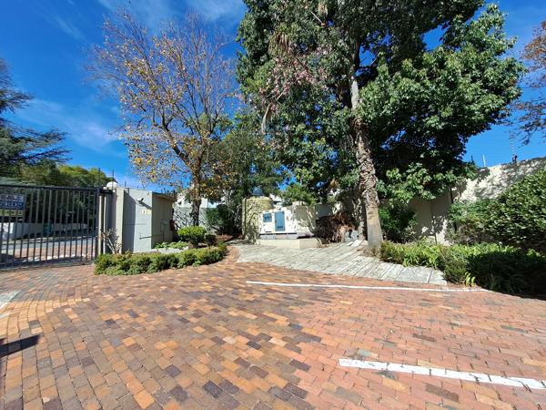 2 379 m² Commercial space