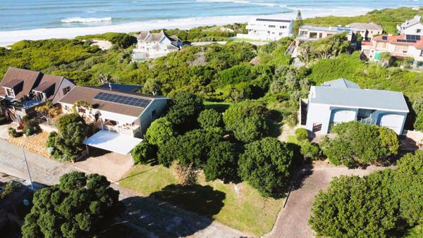 694 m² Land