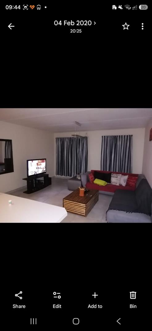 2 Bedroom Apartment in Weltevreden Park