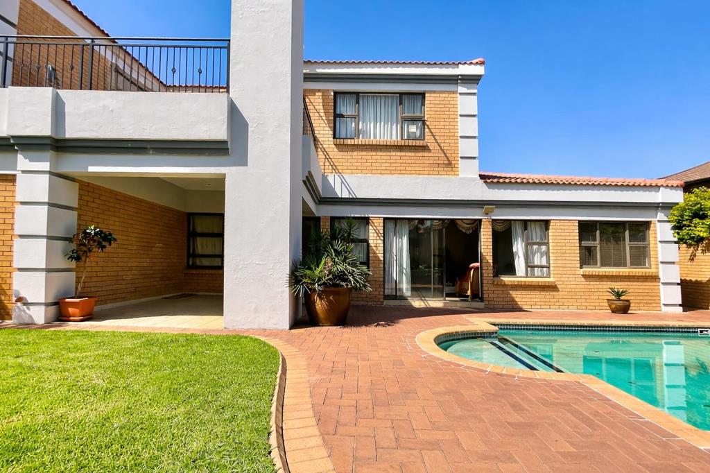 4 Bedroom House