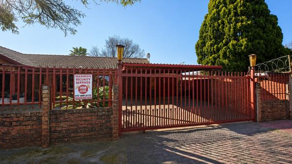 3 Bedroom Simplex