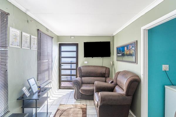 2 Bedroom House