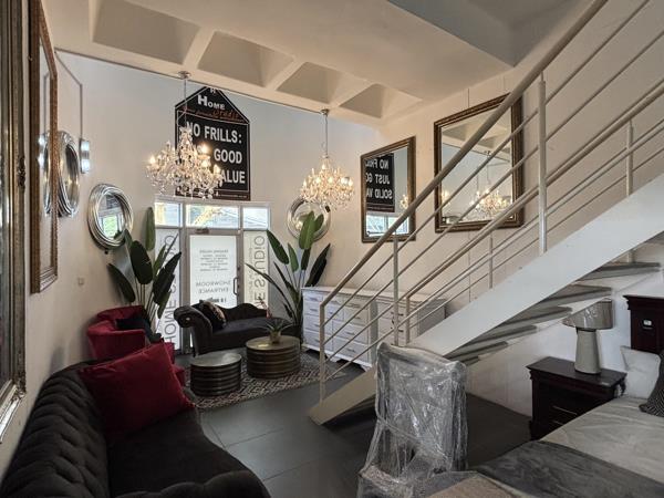 370 m² Commercial space