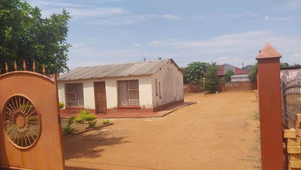 2 Bedroom House