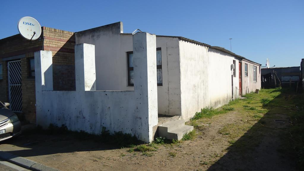 2 Bedroom House