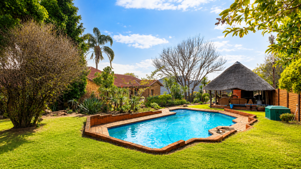 Photo of 5 Bedroom House in Noordheuwel