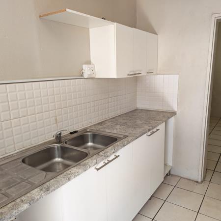 1 Bedroom House