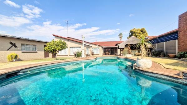 5 Bedroom House