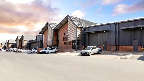 415 m² Industrial space