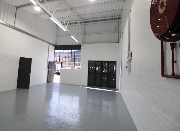 163 m² Industrial space