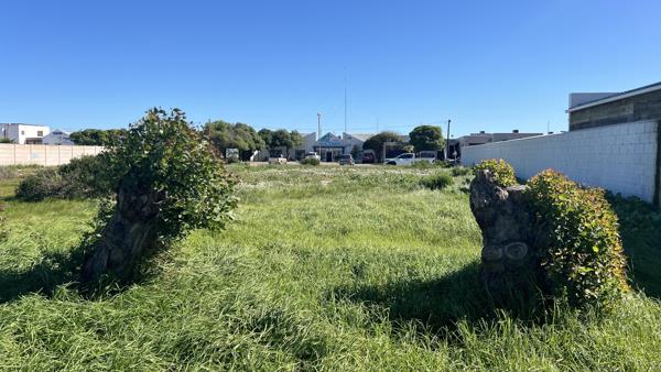 1 487 m² Land