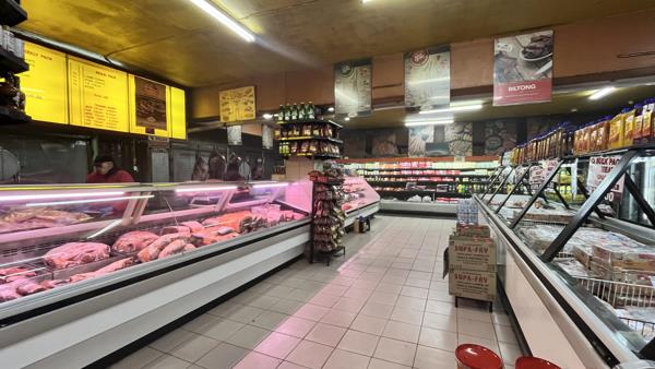 1 486 m² Commercial space