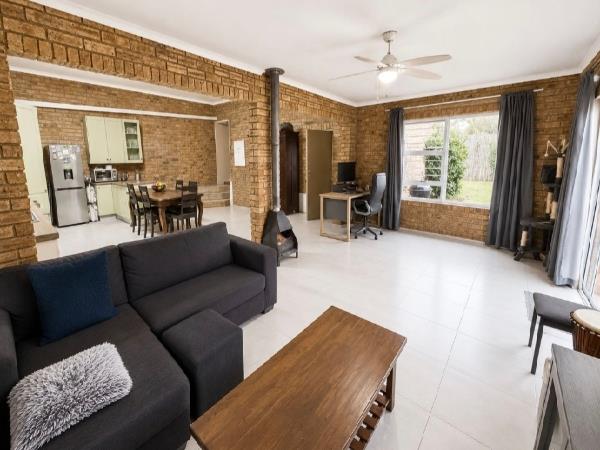1 Bedroom Garden Cottage