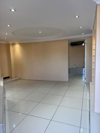 80 m² Commercial space