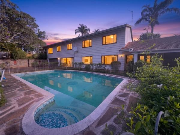 5 Bedroom House