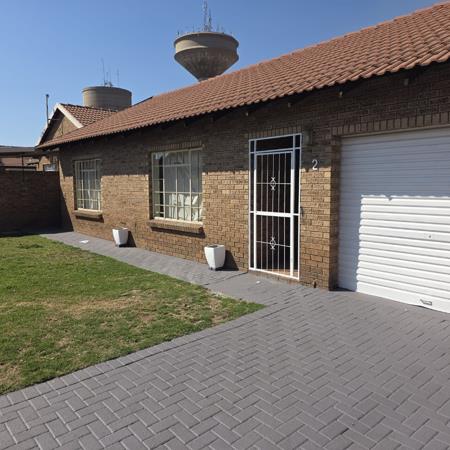 2 Bedroom Townhouse