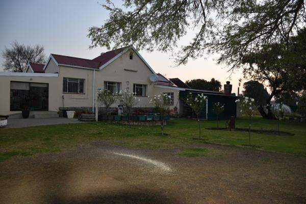 3.8 ha Smallholding