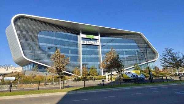 360 m² Commercial space