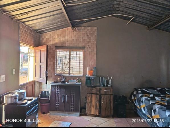 1 Bedroom House