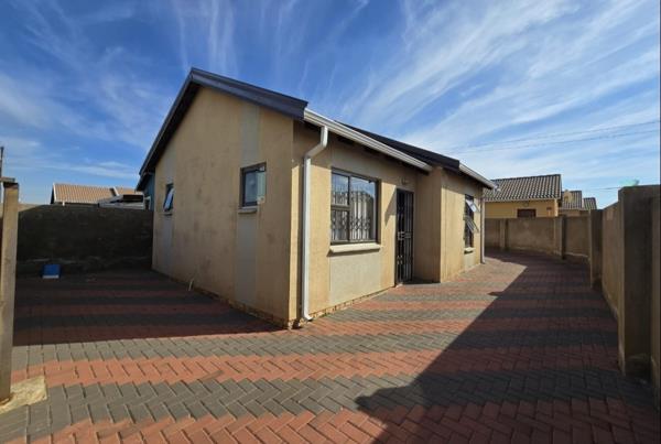 2 Bedroom House