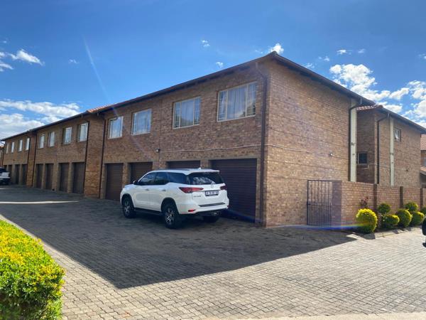 4 Bedroom Townhouse