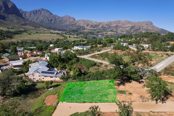 515 m² Land