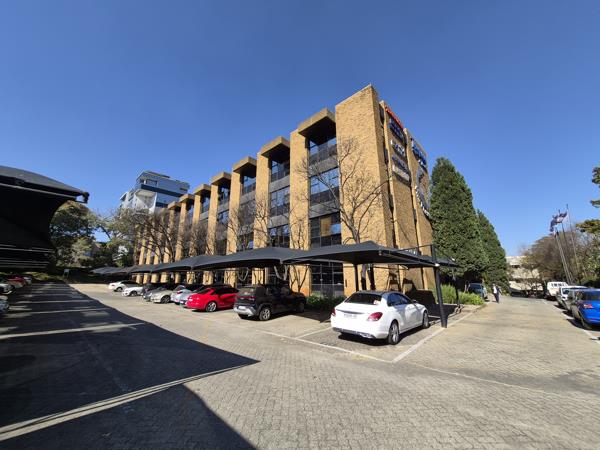 332 m² Commercial space