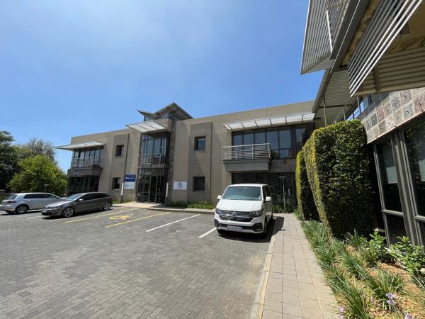 122 m² Commercial space