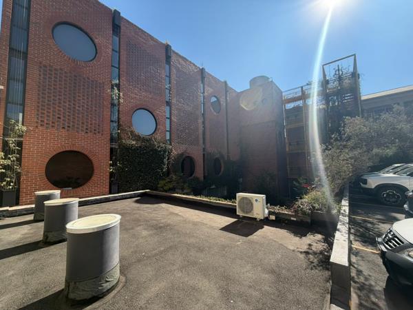 62 m² Commercial space