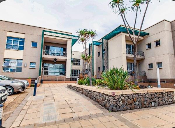 120 m² Commercial space