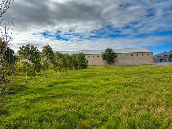 1 250 m² Land