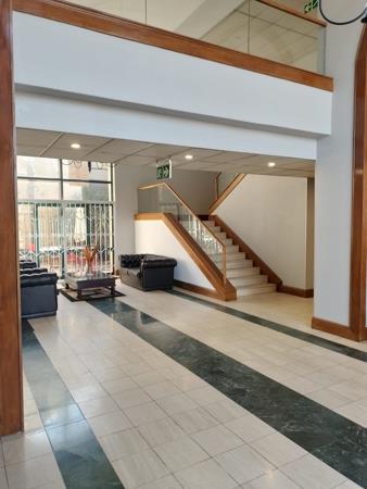 280 m² Commercial space