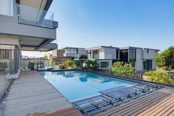 6 Bedroom House