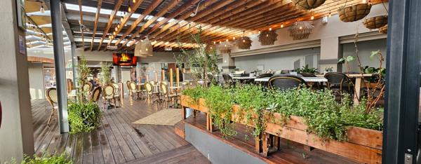 559 m² Retail Space