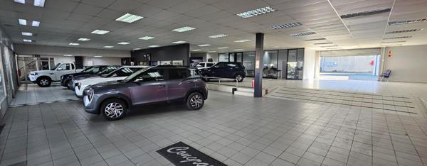 795 m² Retail Space