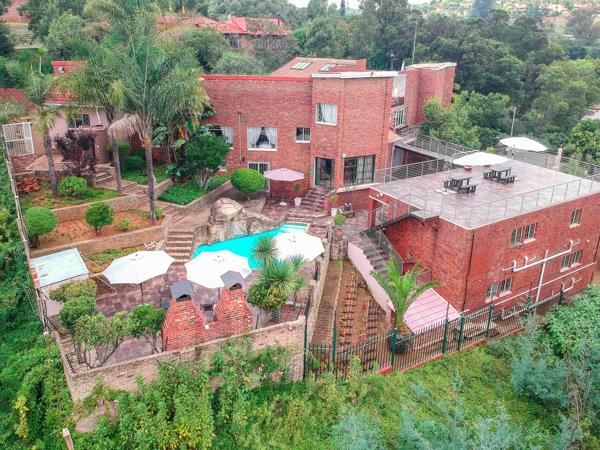 15 Bedroom, Bed and Breakfast