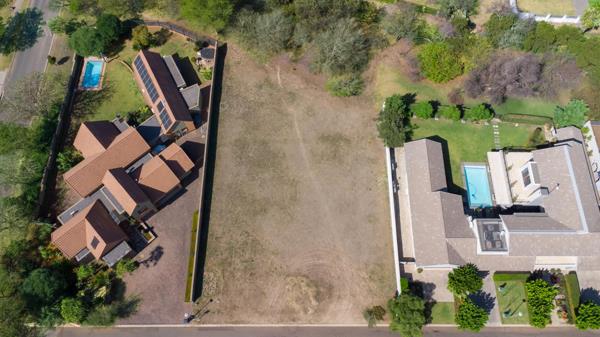 1 447 m² Land