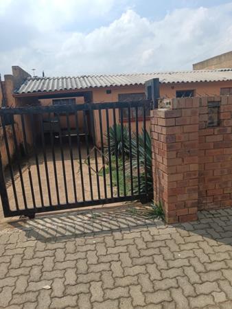 2 Bedroom House