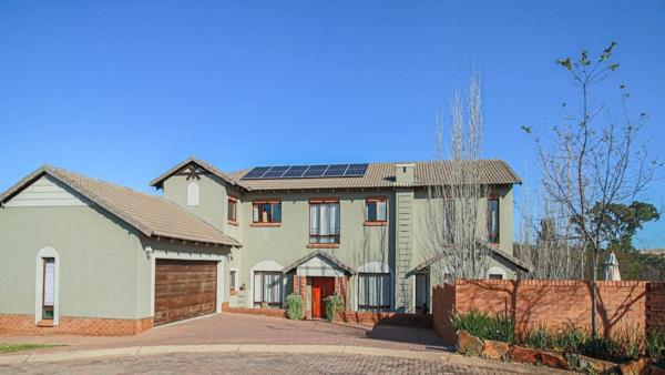 5 Bedroom House