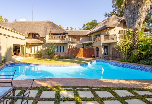 6 Bedroom House