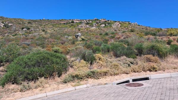 550 m² Land