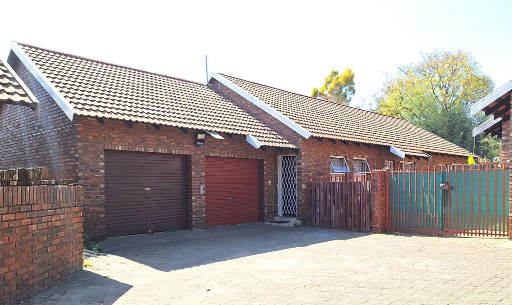 3 Bedroom Townhouse