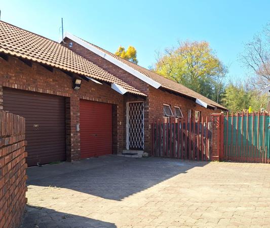 3 Bedroom Townhouse