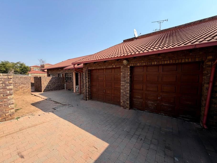 3 Bedroom House